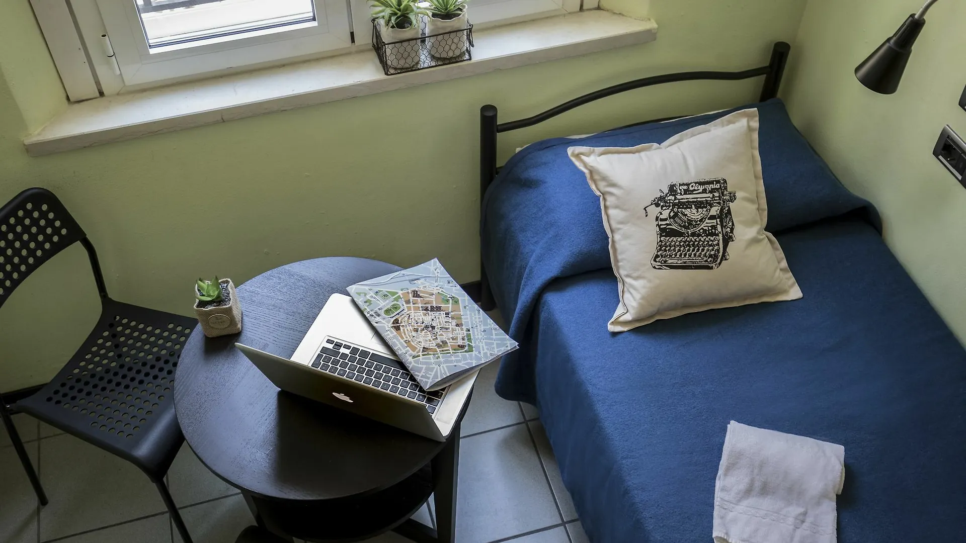 Ostello San Filippo Neri Modena Hostel